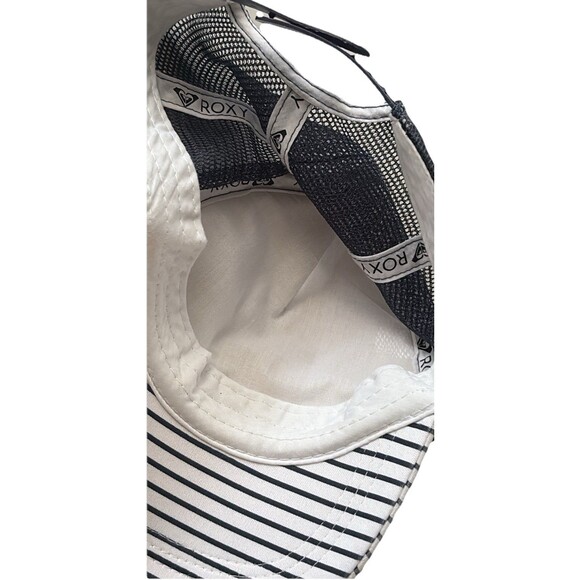 ROXY Trucker Hat Snap Back Mesh Beach Summer Floral Stripes Surf Vibes Cap Y2K - Picture 6 of 6